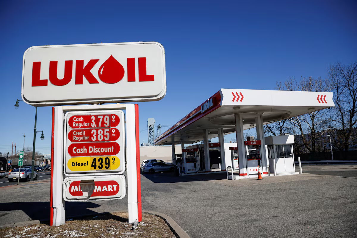 Compania saudită Midad Energy a ajuns la un acord pentru achiziția activelor externe ale Lukoil.