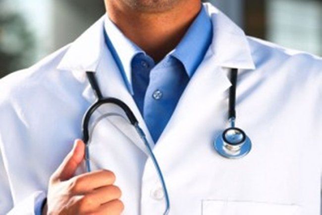 Echipaj medical, împiedicat să preia un copil în comă alcoolică