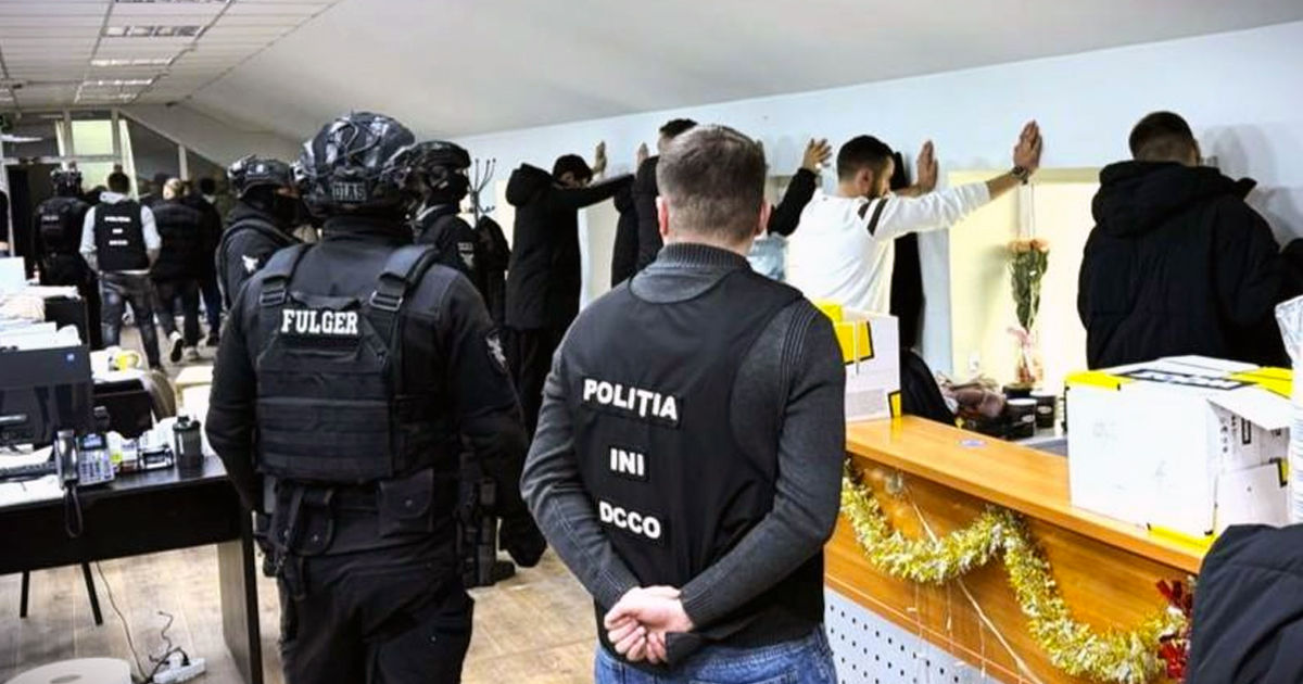 Un call centru fraudulos, cu o cifră de afaceri lunară de 2 milioane de dolari, a fost închis în Moldova.