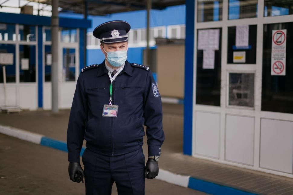 Погранполиция за неделю зафиксировала 735 нарушений на границе.