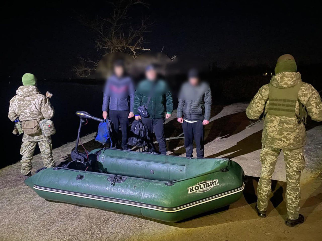 Grănicerii ucraineni au reținut trei persoane care încercau să ajungă ilegal în Transnistria.
