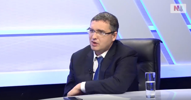 Усатый заявил о причастности депутата к протесту ветеранов в Кишиневе.