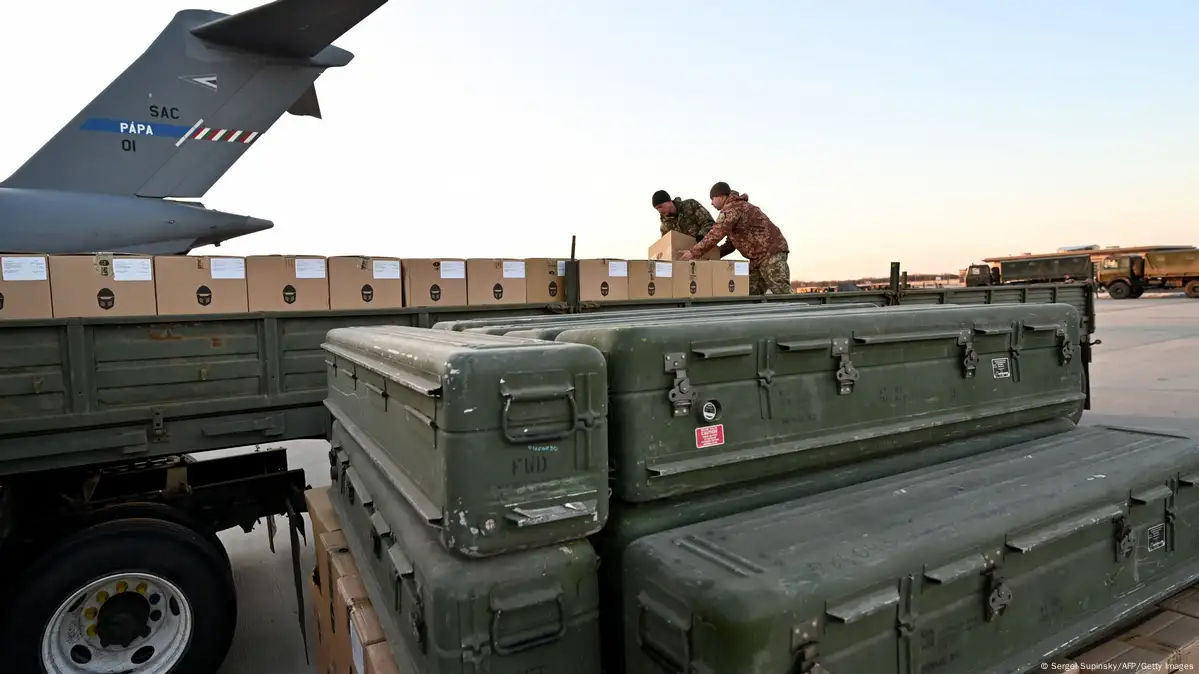 SUA au suspendat temporar ajutorul militar pentru Ucraina.