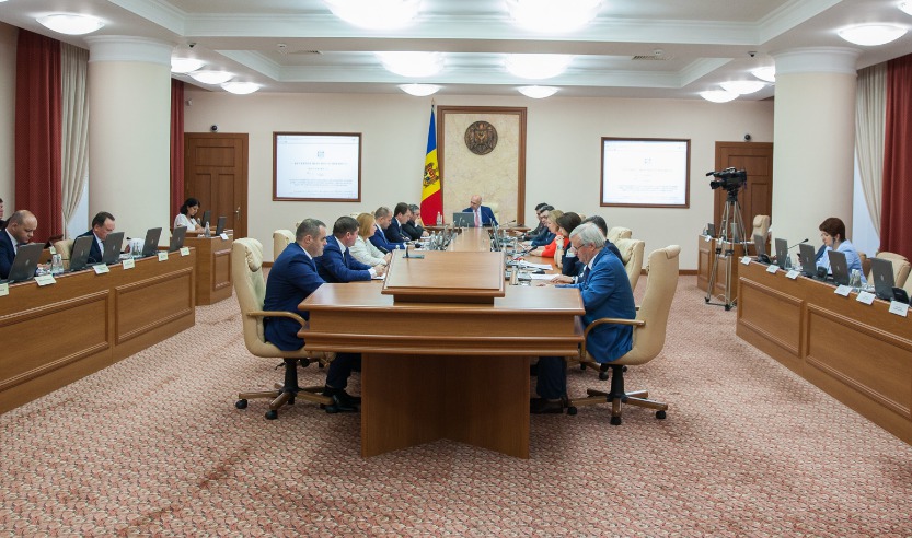 Guvernul modifică Constituția: Cum vor fi numiți în funcție judecătorii