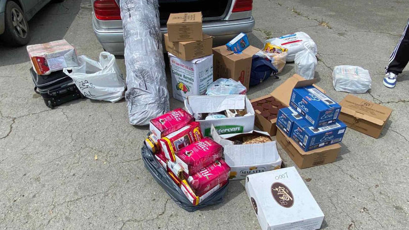 Молдавские таможенники конфисковали большую партию контрабандных товаров.