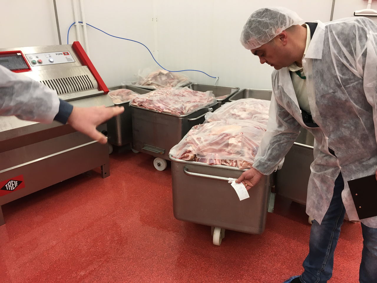 Fabrica de Mezeluri Rogob, inspectată de ANSA ®