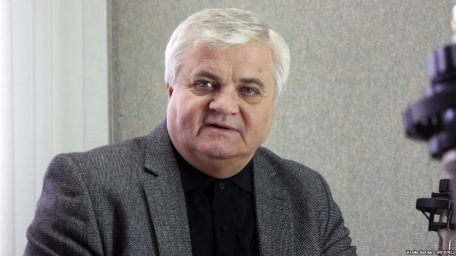 Политический обозреватель Анатол Цэрану.