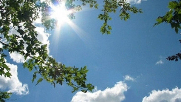 Vreme frumoasă în weekend. Câte grade vor indica termometrele