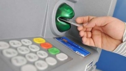 Au chemat poliţiştii, iar aceştia au stabilit că este vorba despre „cash-trapping”.