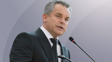 Plahotniuc îşi autosuspendă calitatea de membru al PDM. Foto: publika.md