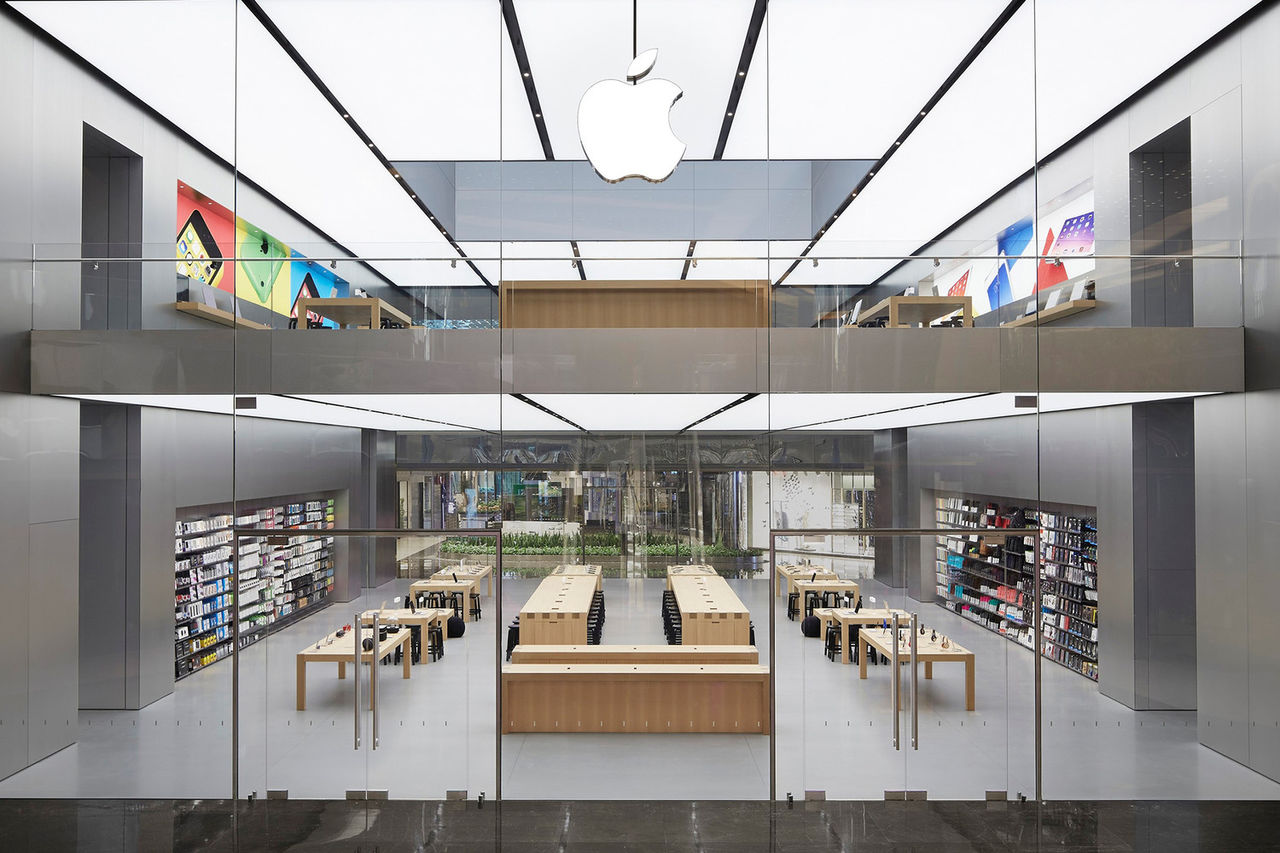 В Турции прекращены продажи продукции Apple из-за дешевой валюты.
