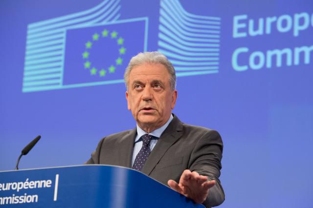 Comisar european, acuzat de luare de mită. Foto: avramopoulos.gr