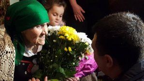 O femeie din satul Hârtopul Mare a împlinit 100 de ani.