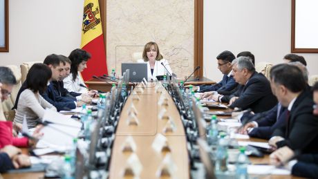 Astăzi a avut loc prima şedinţă a Guvernului condus de premierul interimar, Natalia Gherman. Foto: publika.md