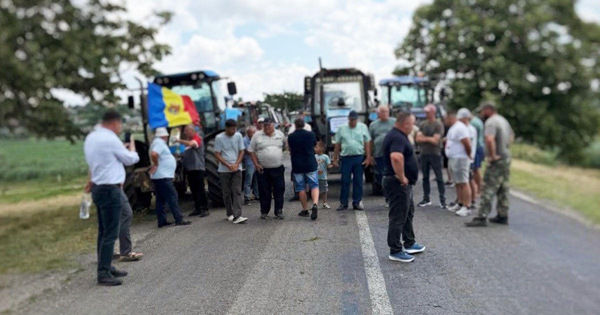 Фермеры заблокировали контрольно-пропускной пункт в Кагуле.