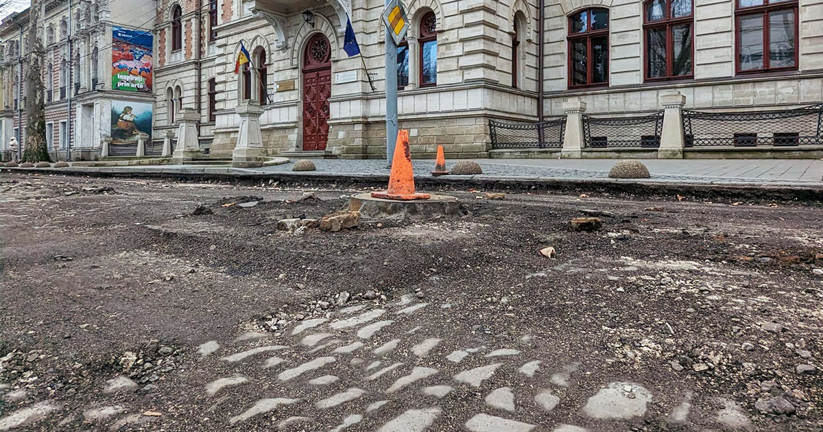 Во время работ на улице 31 Августа рабочие сделали уникальную находку.