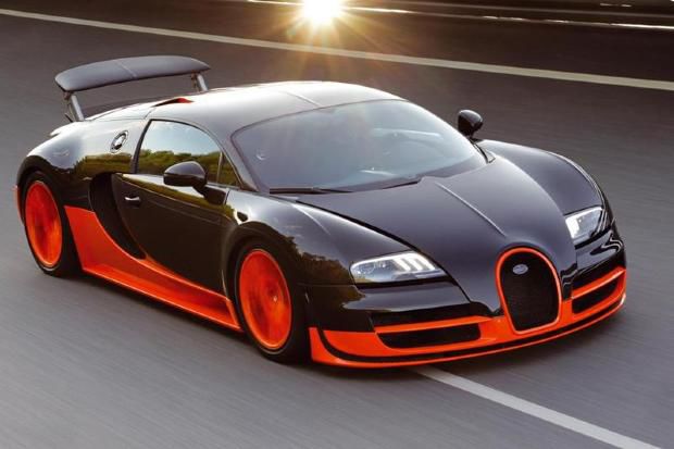 Respectivul Bugatti Veyron aparţine unui comerciant de maşini exotice şi de lux din Moscova. Foto: arpem.com