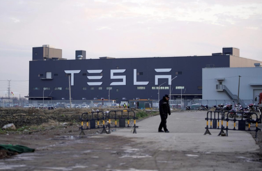 Tesla отзывает "тысячи" машин из Германии из-за проблем с модулями памяти.