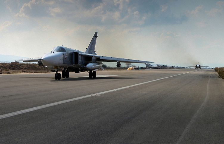Сегодня российские военные нанесли авиаудары по 112 объектам боевиков в Сирии.