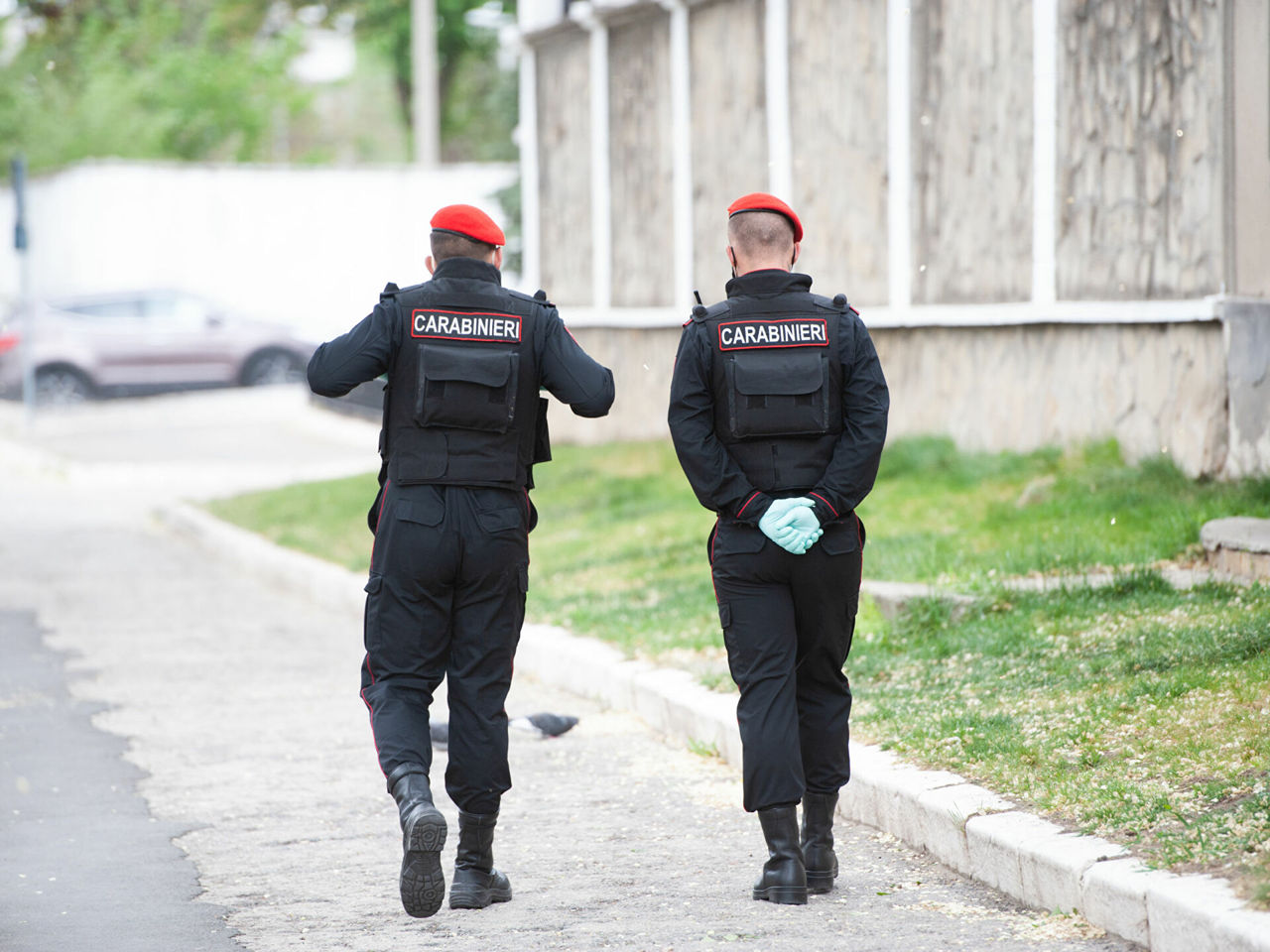В Бельцах карабинеры помогли заблудившейся девочке.