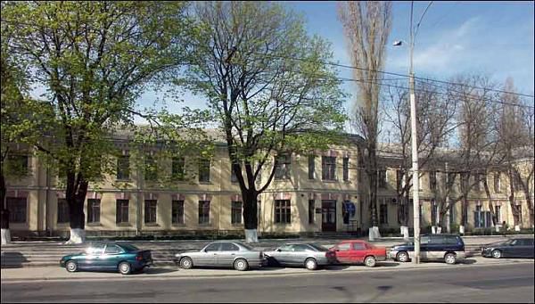Медицинский Университет, Кишинев.