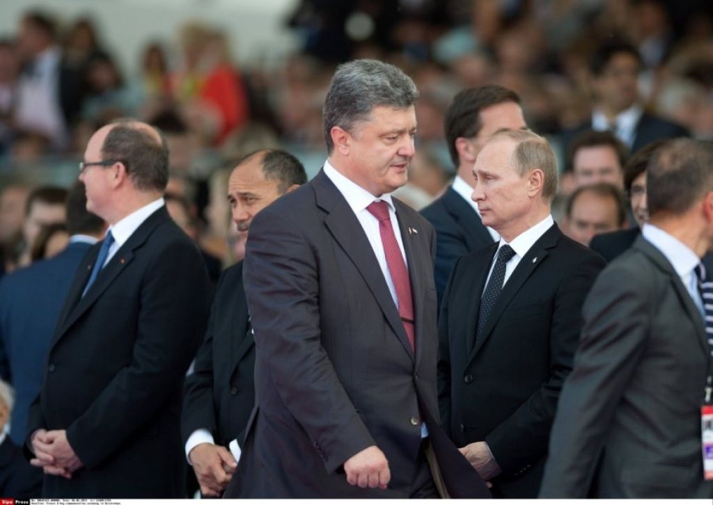 Путин и Порошенко на переговорах по Украине.