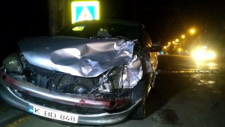 Vinovatul riscă să fie privat de dreptul de a mai conduce.