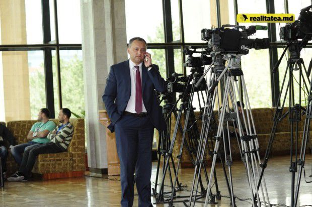 Igor Dodon a plecat astăzi la Moscova, după ce a anunțat ”mobilizare generală pentru manifestații”. Foto: realitatea.md