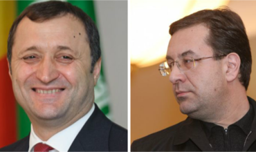 Liderul Partidului Democrat mai spune că Vlad Filat ar fi influenţat să nu îşi dea demisia. 