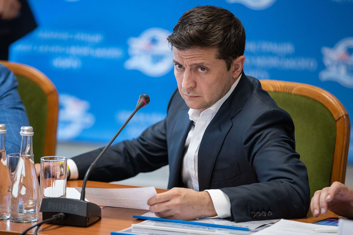 На Украине задумали начать полную перезагрузку власти.