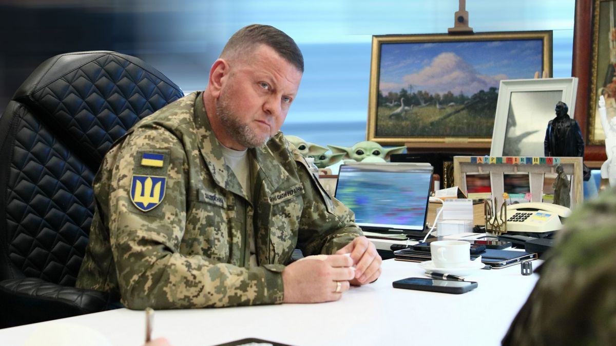 В кабинете главы ВСУ Залужного нашли "прослушку".