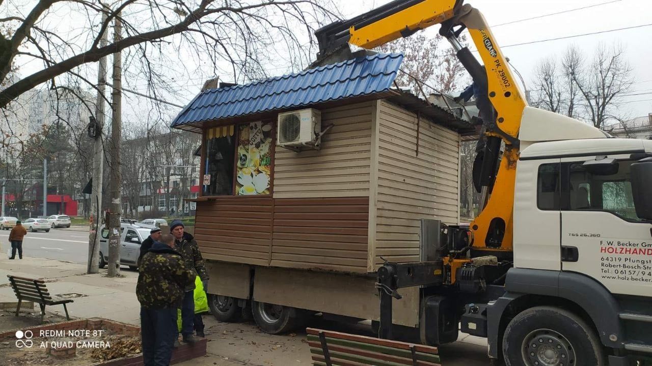 С начала 2021 года из города было убрано более 110 киосков.