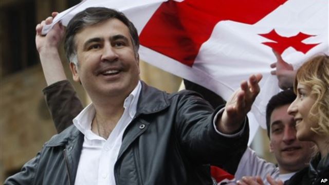 "Определённые силы в Грузии при поддержке ряда местных неправительственных организаций попытаются вывести людей на улицы.  Фото: golos-ameriki.ru