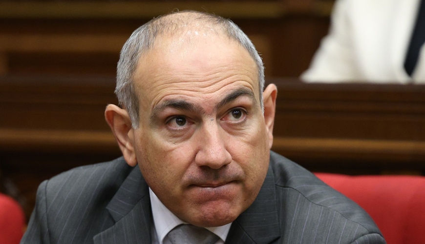 Pașinian i-a propus conducătorului Bisericii Armene să-i examineze penisul.