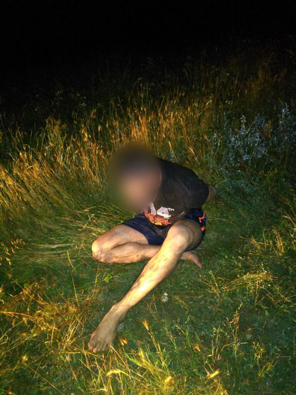 Un moldovean, prins în timp ce încerca să treacă Prutul înot. 