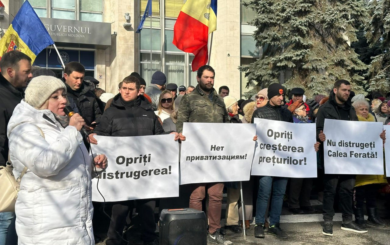 БКС провел акцию протеста и потребовал отставки правительства Речана.