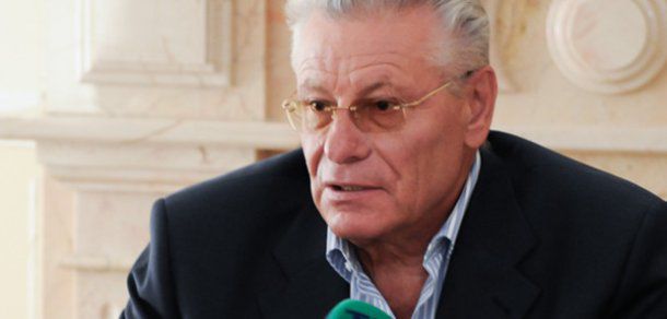 Surse avizate au confirmat, însă, reporterilor Deschide.MD că, în această dimineață, Petru Lucinschi a plecat la Kiev.