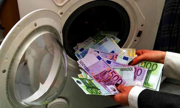 Адвокаты призвали упростить форму в сфере предотвращения отмывания денег.