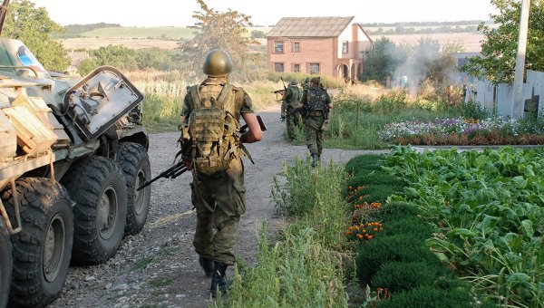 "В Киеве и на Западе повторяют о российском вторжении, чтобы как-то объяснить массовые поражения украинских войск"