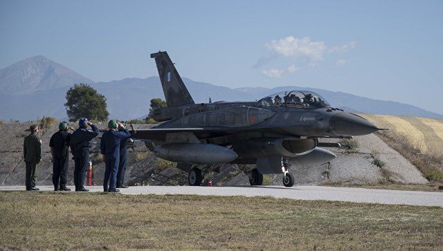 Трамп и Ципрас обсуждают вопрос поставок Афинам истребителей F-16.