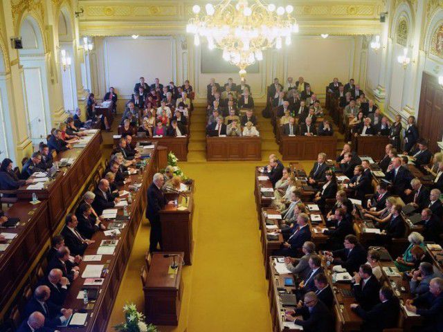 Чехия – одна из восьми стран, которые еще не ратифицировали ассоциацию Украина-ЕС.