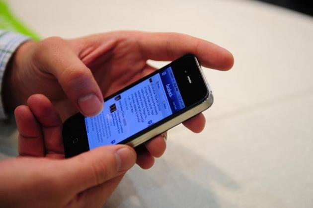Pe fiecare 2,54 centimetri pătraţi ai ecranului unui telefon cu ecran tactil sunt în medie peste 25.000 de bacterii.