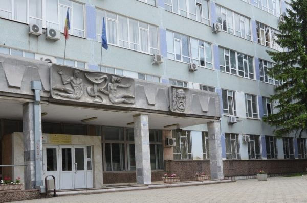 Рост расходов заблокировал ремонт в НАОЗ: отремонтированы только 6 из 17 офисов.