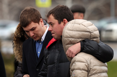 Родственникам погибших придется подождать. Фото: AFP