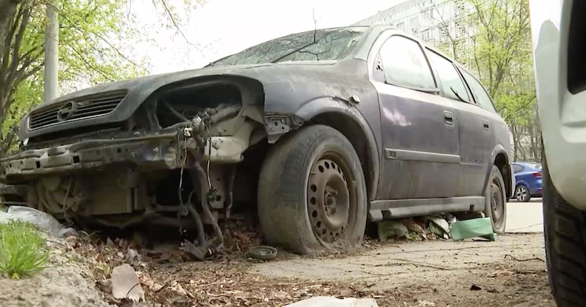 Число брошенных машин в Кишинёве увеличивается: жители бьют тревогу.