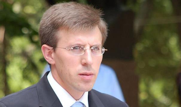 Mentionam ca drumul respectiv este reparat în cadrul Programului de reabilitare capitală a străzilor