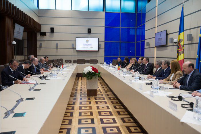 Принц Монако встретился с представителями всех парламентских партий.