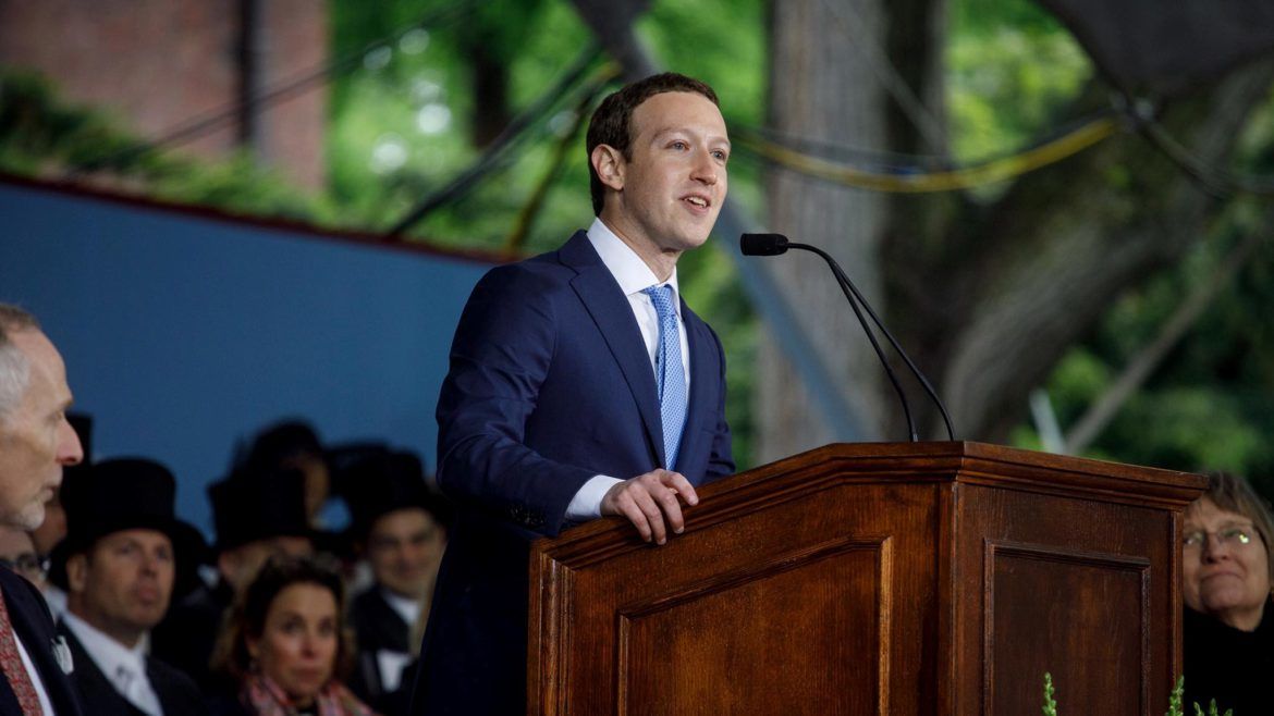 Facebook deține informații despre tine chiar dacă nu ai cont. Foto: Playtech