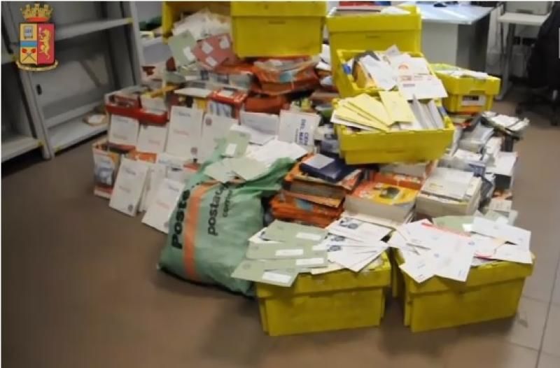 Poștașul care a ascuns scrisorile timp de opt ani