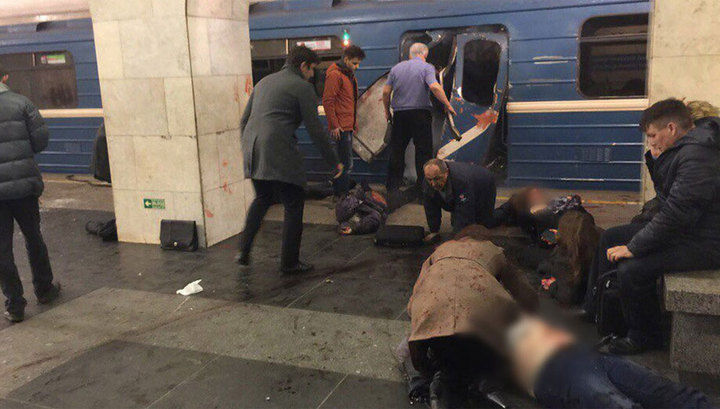Взрывчатку должны были привести в действие в месте массового скопления людей в Северной столице.